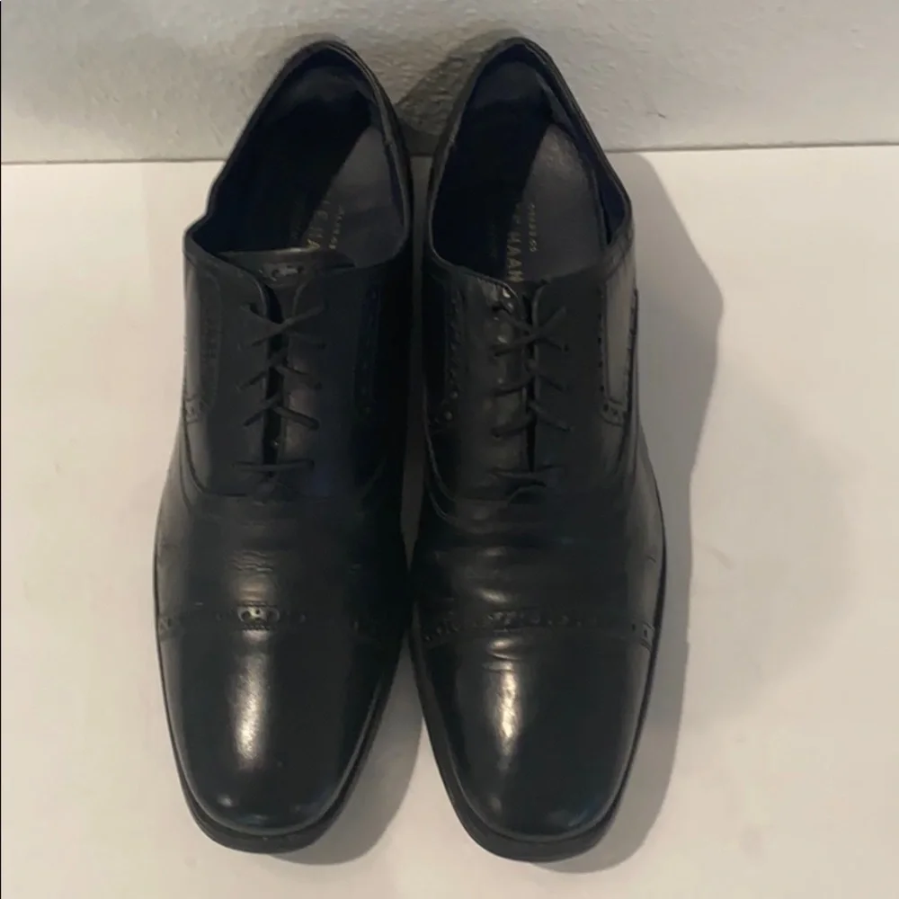 Authentic Cole Haan mens black leather derby shoes 11.5